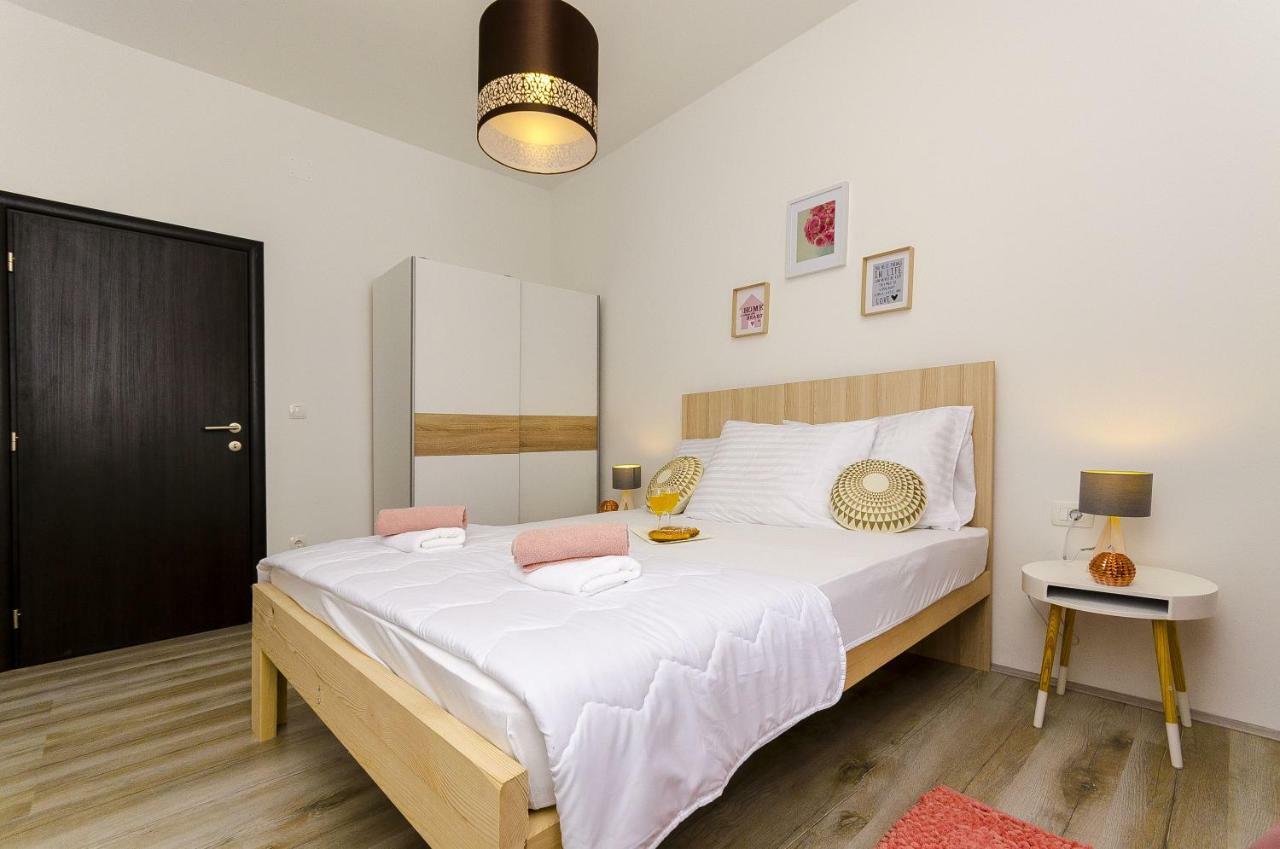 Ferienwohnung Gabriela Kaštela Exterior foto