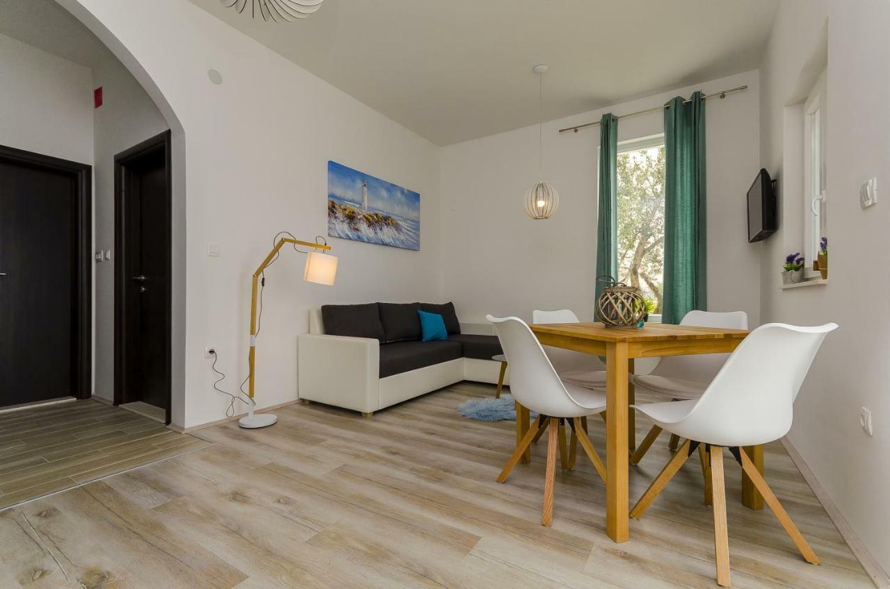 Ferienwohnung Gabriela Kaštela Exterior foto